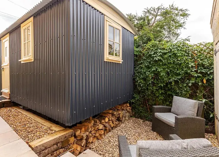 Shepherd\'S Hut, Bath